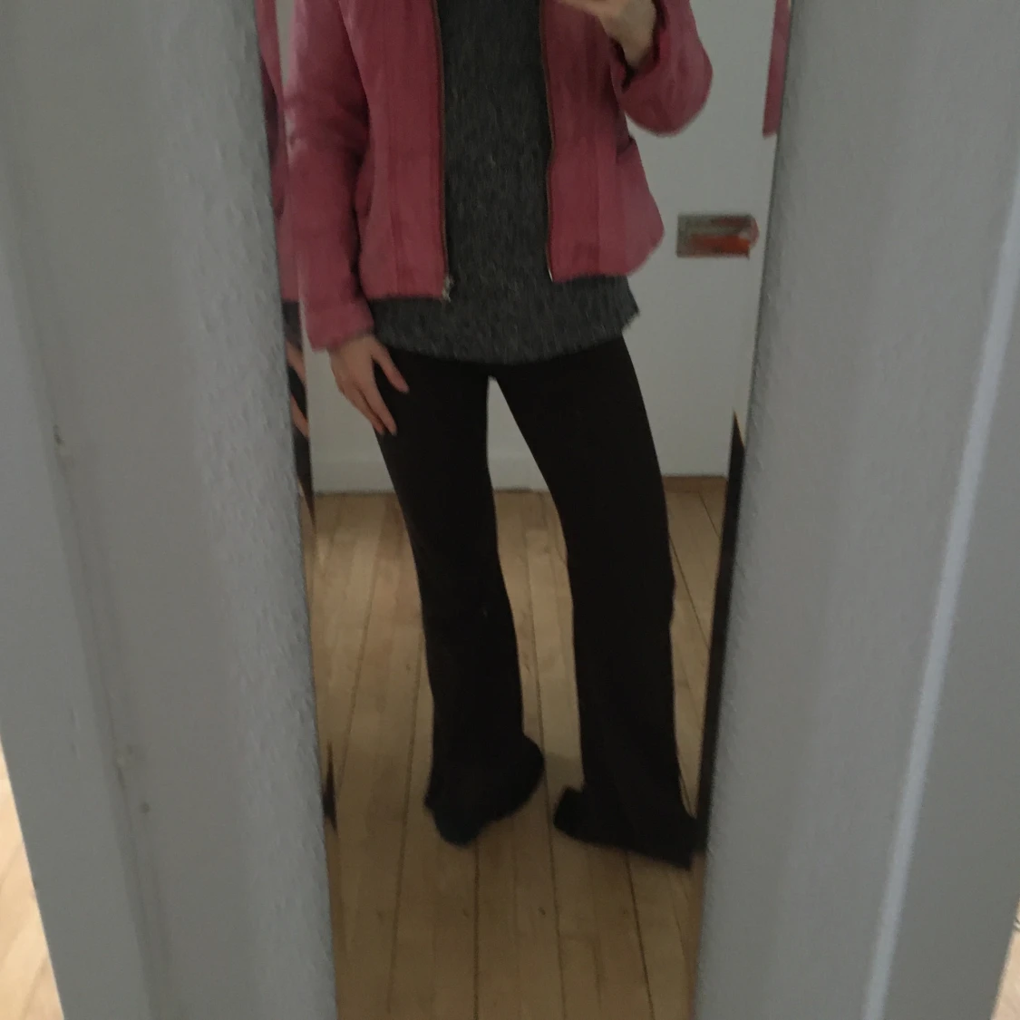 Slidt pink læderjakke - 90