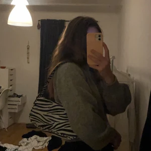 Super fin zebra väska - Säljer nu denna fina zebra väskan då den inte kommer till användning längre tyvärr:(