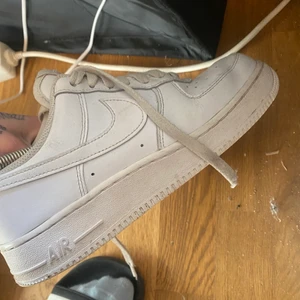 Nike air force 1 - Storlek 39 unisex knappt använda 