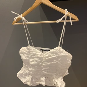 Zara croppat linne - Sparsamt använd perfekt till sommaren