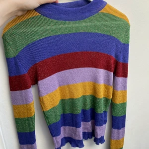 Glittrig regnbåges topp från Zara 🌈😍 - Glittrig regnbåges topp från Zara🌈😍 