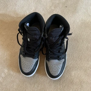 Jordan 1, shadows - Skick, 7/10