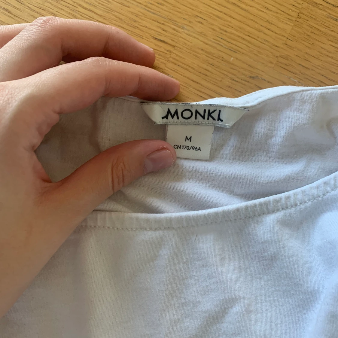 Monki Broderi topp  - 91