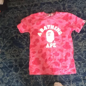 Bape tee  - Äkta bape, använd väldigt få ggr