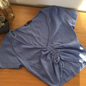 Zara - Jättesommrig och fin topp från Zara! Köparen står för frakten.