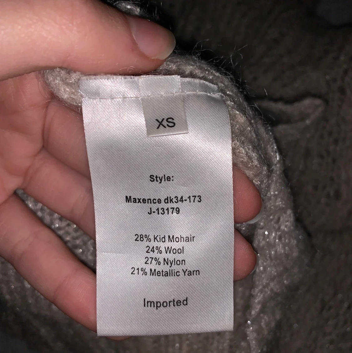 Project AJ117 glitter, turtle neck sweater - 91