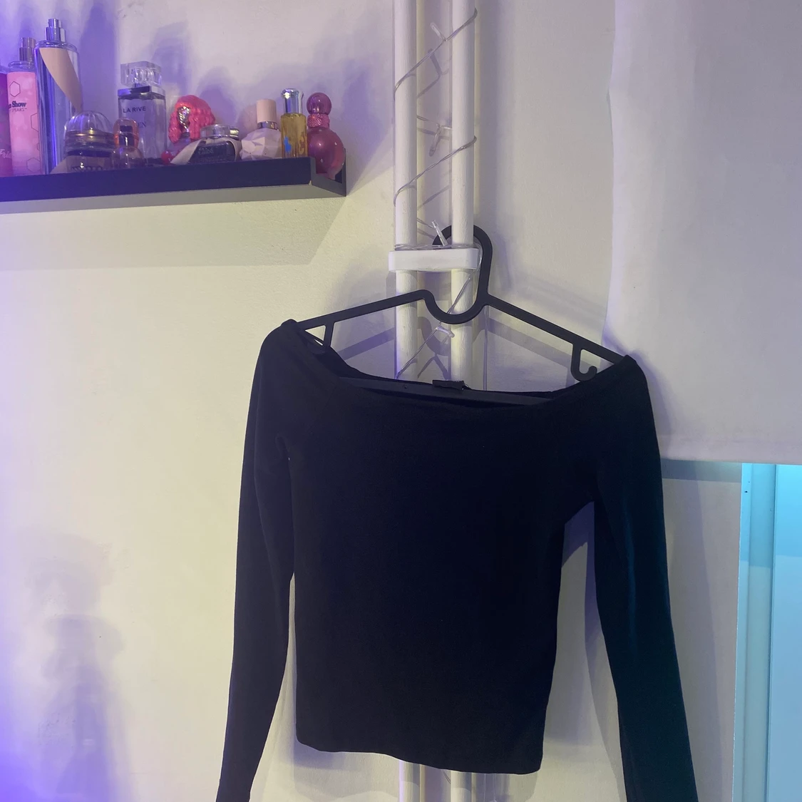 Ofshoulder tröja strl S/XS - 90