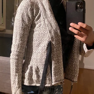 Oddmolly - Snyggt kofta from odd molly som ny använt några gånger. Köparen står för frakten, 