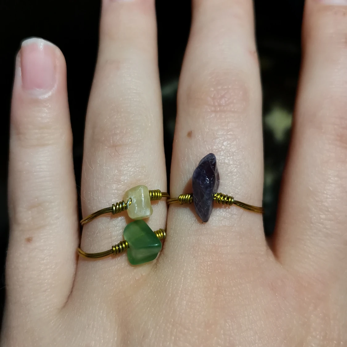 Stål tråds ring- beige, grön eller lila - 90