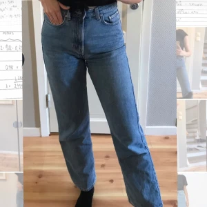 Weekday rowe - I färgen ”sky blue”, säljer då jag tycker de är för korta för mig (är 174 cm lång)🤍 Det är inte modellen extra high waist