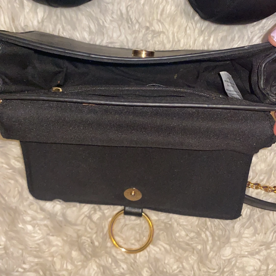 Svart väska  - 90