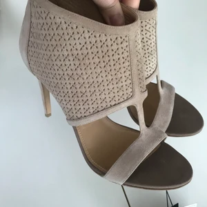 Suede heels - Beautiful Pacella heels by #Salvatore_Ferregamo. In nude/light pink colour. Comes with box, dustbag and extra heel tips. Authenticated by Vestiaire Collective.