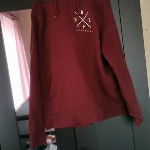 Dope - Tycker inte plagget passar mig så säljer iväg den till någon som kommer ha nytta av den. 