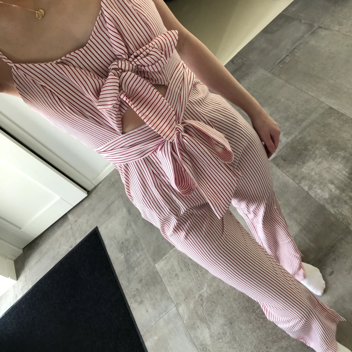 Jumpsuit från Prettylittlething