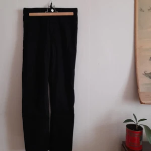 Jeans  - Fina svarta jeans