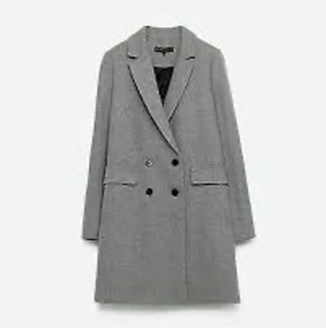 Grå kappa - Grå kapp från zara. Väl andvänd men super fint skick! Skriv för fler bilder