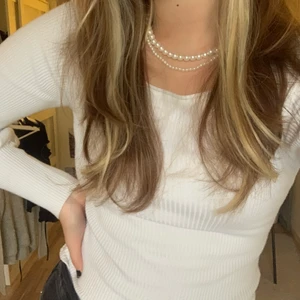 tröja - säljer denna söta tröja från gina som tyvärr inte kommer till användning! frakten är inkluderad i priset🤍🤍