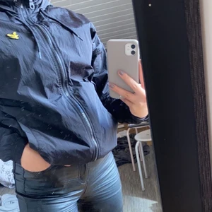 Lyle & skott, vindjacka, xs - Förliten för mig tyvärr! I nyskick🌸 