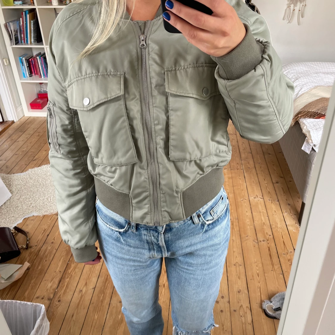 Ljusgrön bomberjacka  - 90