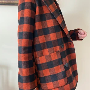 Jacka - Fin jacka som inte kommer till användning längre från Monki💋💋