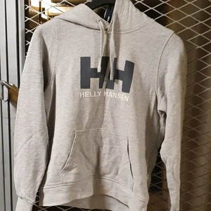 Åkta Hally Hansen  - I mycket bra skick och passar xxs_ s