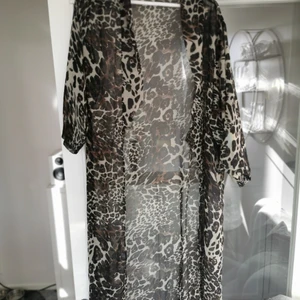 Strand top  - Storlek 38 men passar xs/s med 