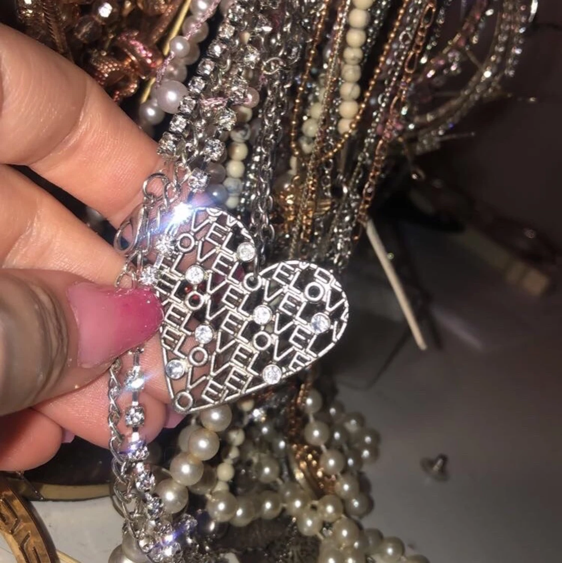 Silvrigt halsband hjärta ❤️