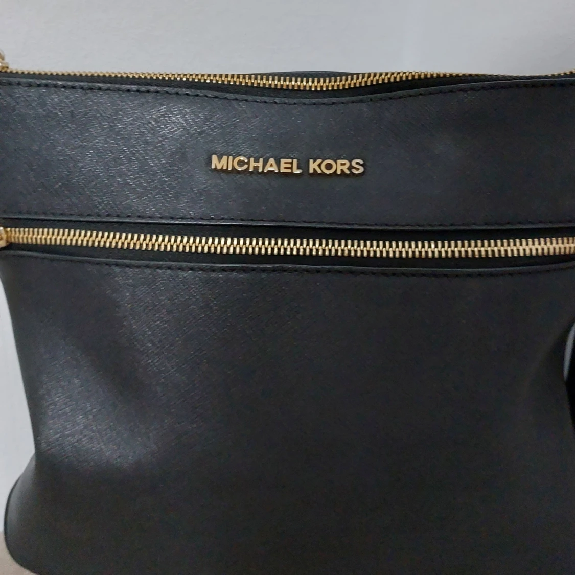 Michael Kors axelväska - 90