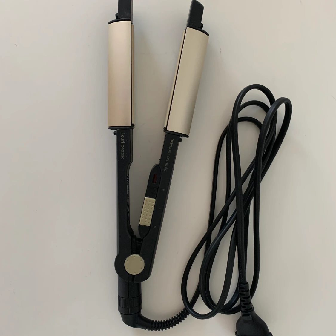 Babyliss plattång + locktång  - 90