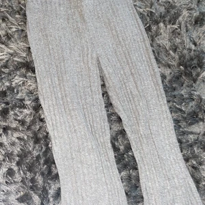 Ribbade byxor  - St M men typ aldrig använt för dem var korta  bra skick