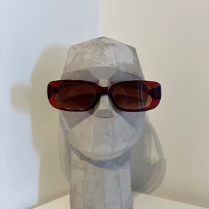 Solglasögon, unisex  -  Helt nya, fina solglasögon till sommaren🌹