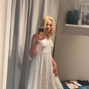 Super fin klänning från newyorker🤍 - Nästan o använd köpt för ett tag sen🤍