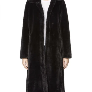 Lola coat Tiger of Sweden  - En kappa från tiger of Sweden. Inköpt 2019 och använd i cirka 1 år. En av klassparna är trasig men går fortfarande att stänga och använda. Dustbag med kommer.