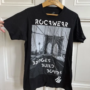 Tshirt med tryck  - Tshirt med tryck 