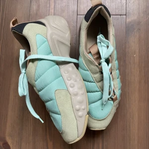 Acne sneakers Sofiane - Endast prövade. Superfin färg och skön sko!