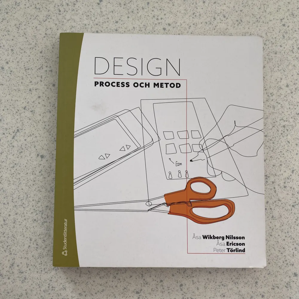 Säljer kurslitteraturen Design - Process och metod för 200kr. Köparen står för frakt, frakten kostar 64kr!. Böcker.