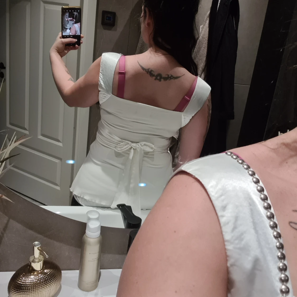 Superfint linne med blingbling och siden - 91