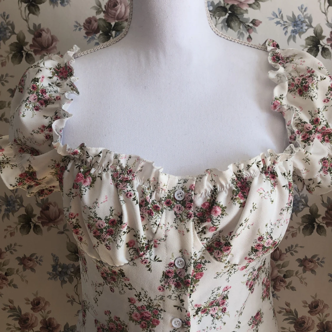 Blommig klänning  - 90