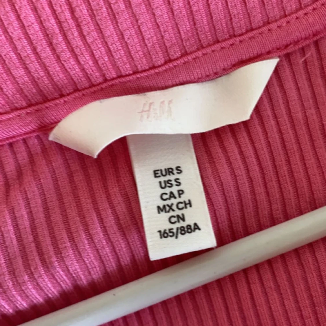 Rosa ribbad topp - 90