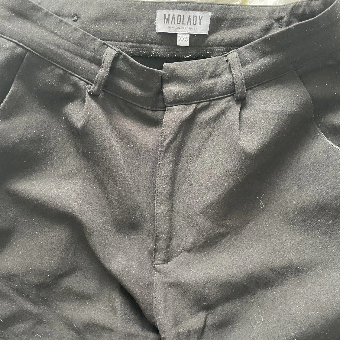 Lågmidjade kostymbyxor  - 1