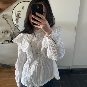Blus - Blus från Mango, fint skick