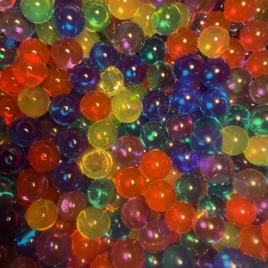 Orbez - Jag har 4 lådor som jag säljer och de är såå coola men jag har tröttnat lite på dem och därför Så säljer jag dem vidare så jag blir jätteglad om ni köper dem❣️