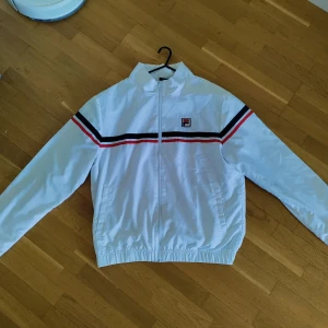 Fila  - Fila sweatshirt i fint skick