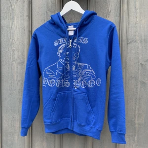 GURKIS X YOUSPOOO BLÅ ZIP HOODIE - Strl: xs, Unisex, Skick: 9/10