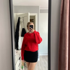 Tröja - Röd stickad tröja 