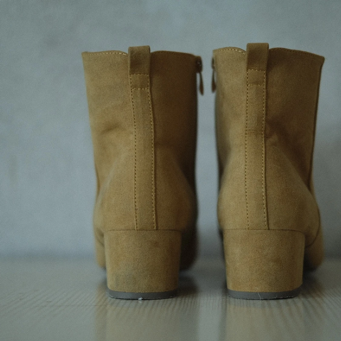 Blek/mustard gula boots - 91