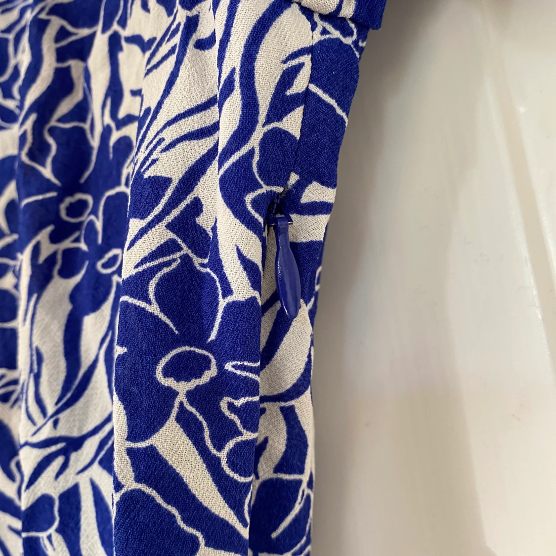 Blommig klänning - 91