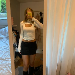 Tröja  - Jätte fin tröja som sitter ihop, trendig & fin nu till vintern