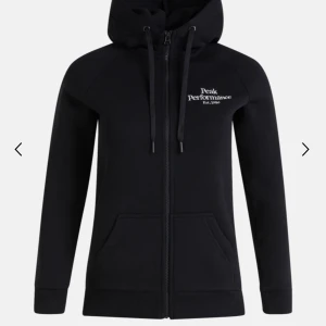 PeakPerformance kofta - En sjukt snygg kofta som är väl använd, säljer pga av att den börjar bli för liten! Köpt i en peak affär för 700, därför säljer jag den för 350 + frakt! Inte sönder någonstans och tvättas innan den skickas!! 😘