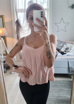 Linne - Rosa linne från lager 157 Fint skick 